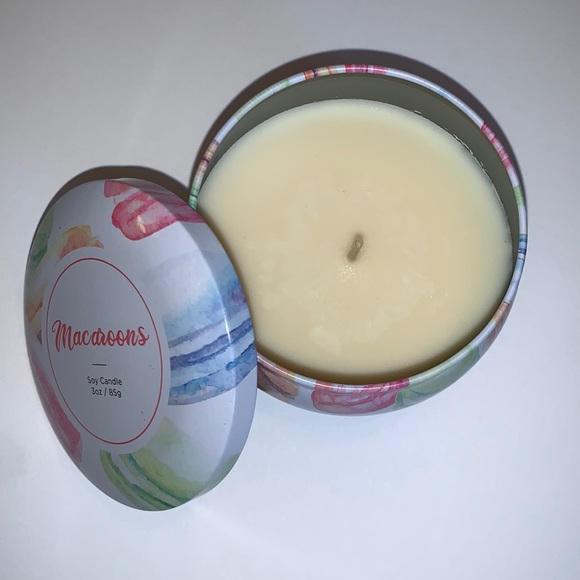 Macaroons Soy Candle w Decorative Tin Fresh Picked - Picture 5 of 9